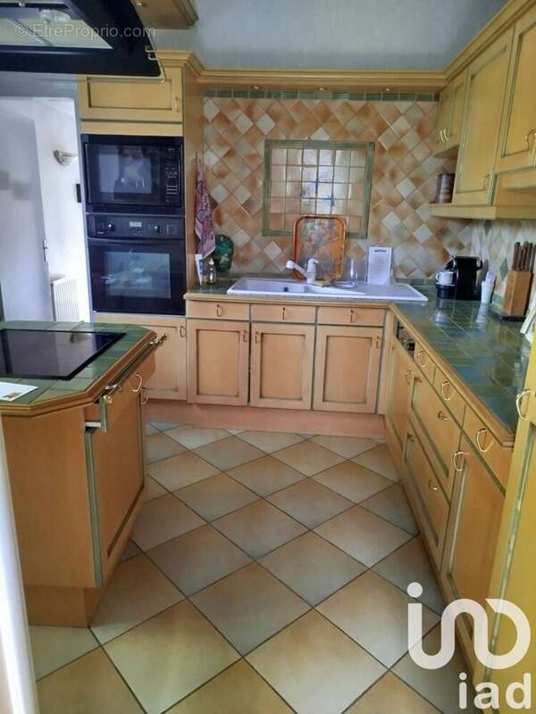 Photo 2 - Maison à MEHUN-SUR-YEVRE