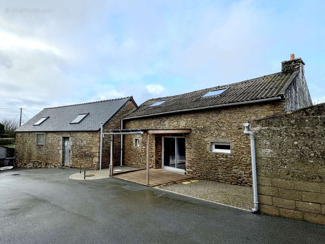 Maison à GUISSENY