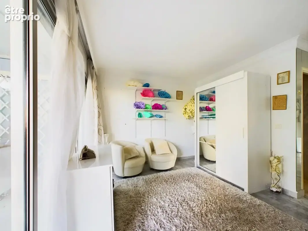 À vendre : appartement 3 pièces avec grande terrasse et piscine - photo 12