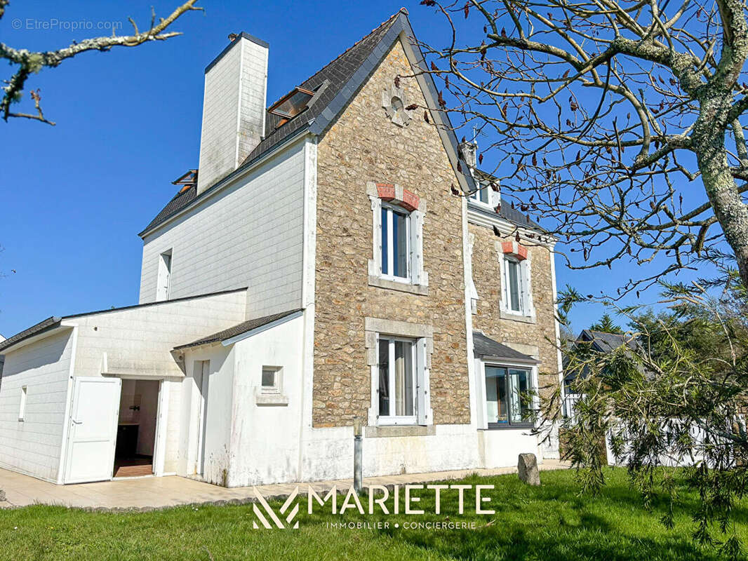 Maison à RIEC-SUR-BELON