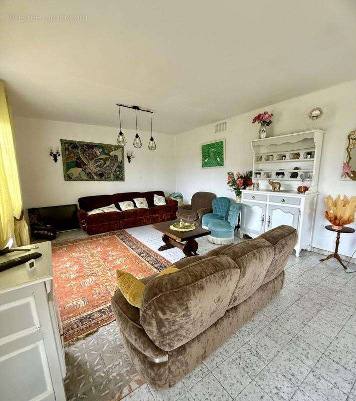 Maison 97 m² à Dournazac  - photo 3
