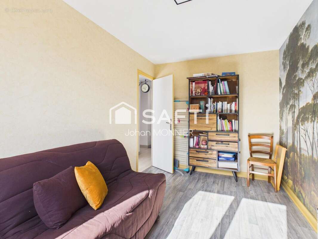 Photo 5