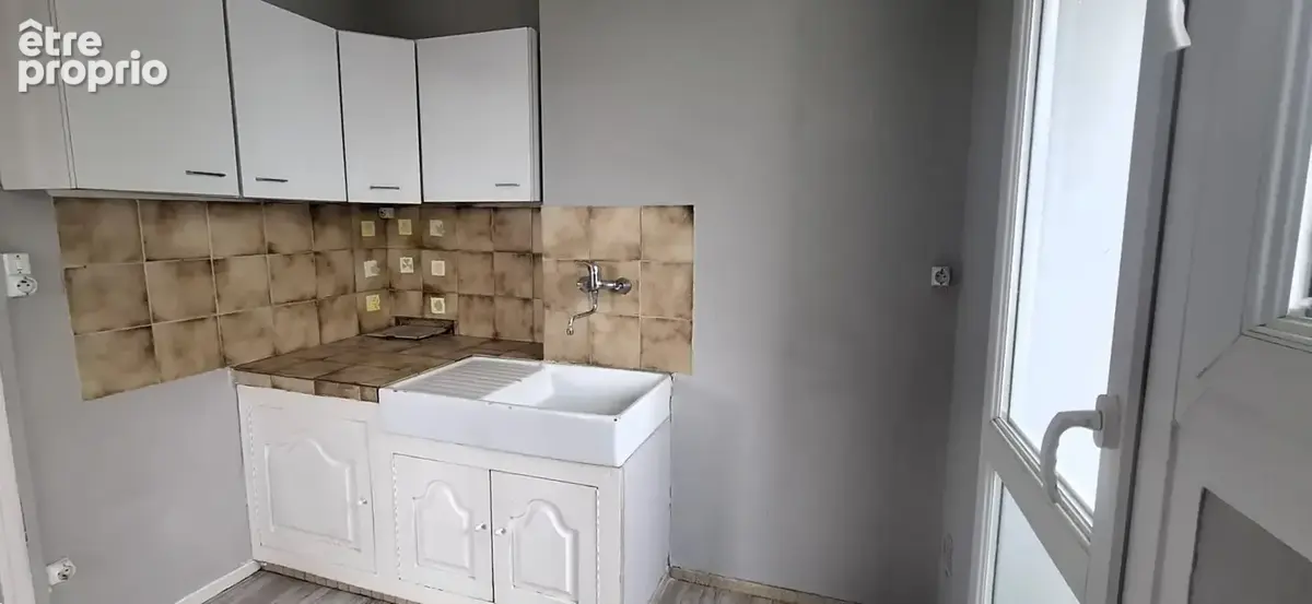 Appartement 2 pièces à vendre dans résidence recherchée avec Ascenseur, Quartier Remicourt SAINT QUENTIN (02) - photo 9