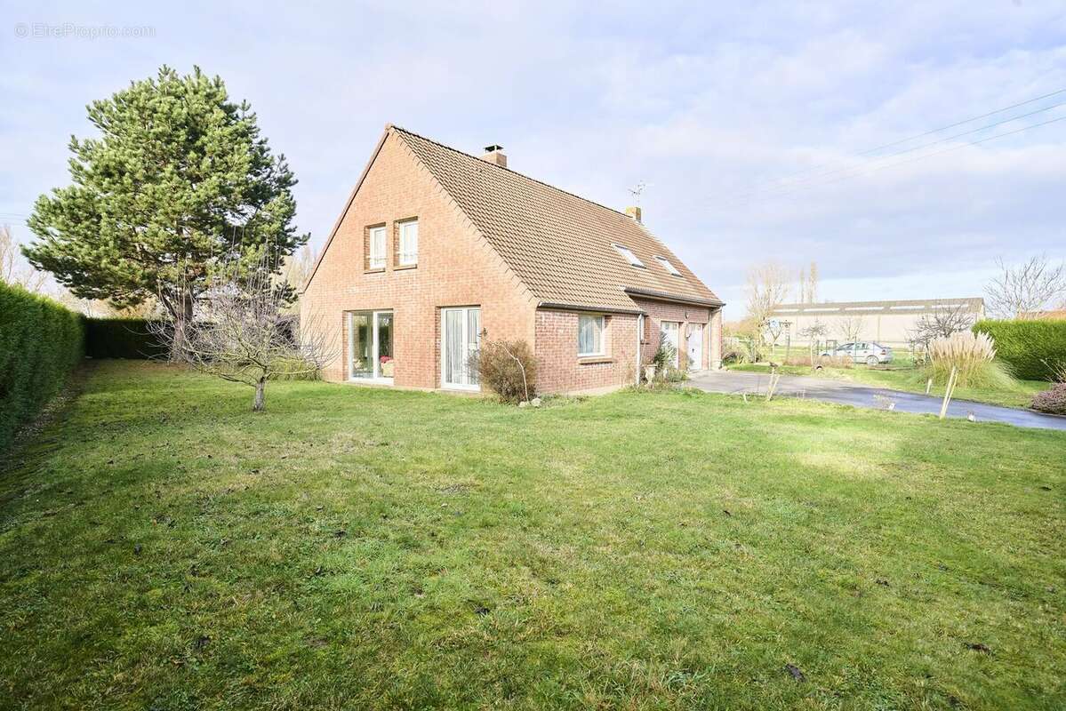 Maison à VERLINGHEM