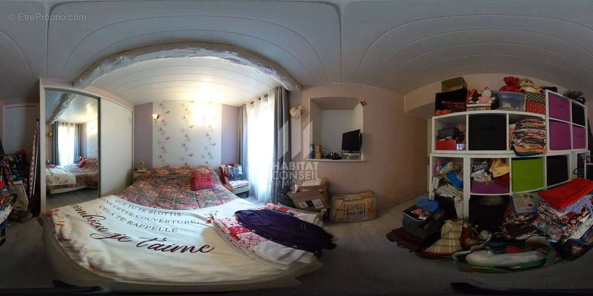 Appartement à VIZILLE
