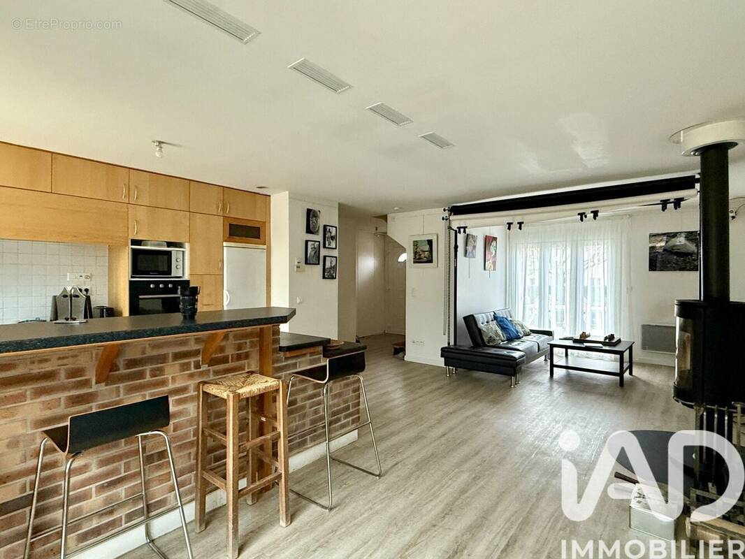 Photo 1 - Maison à SUCY-EN-BRIE