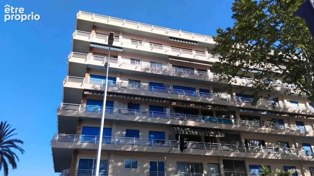 2/3 Pièces en étage avec terrasse - photo 3