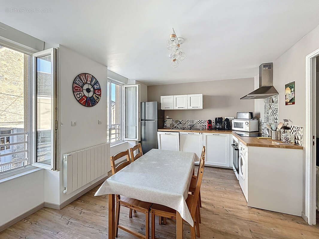 Maison à GRANDCAMP-MAISY