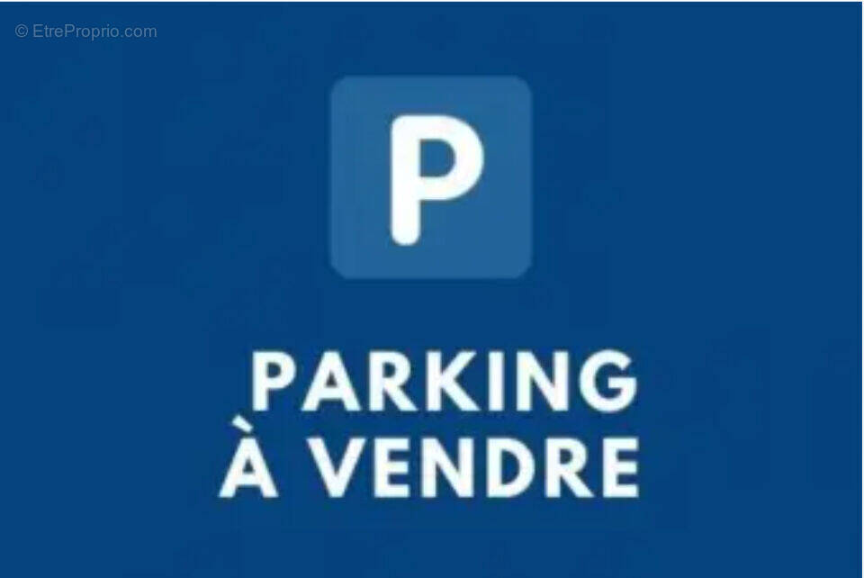 Photo 1 - Parking à MARSEILLE-8E