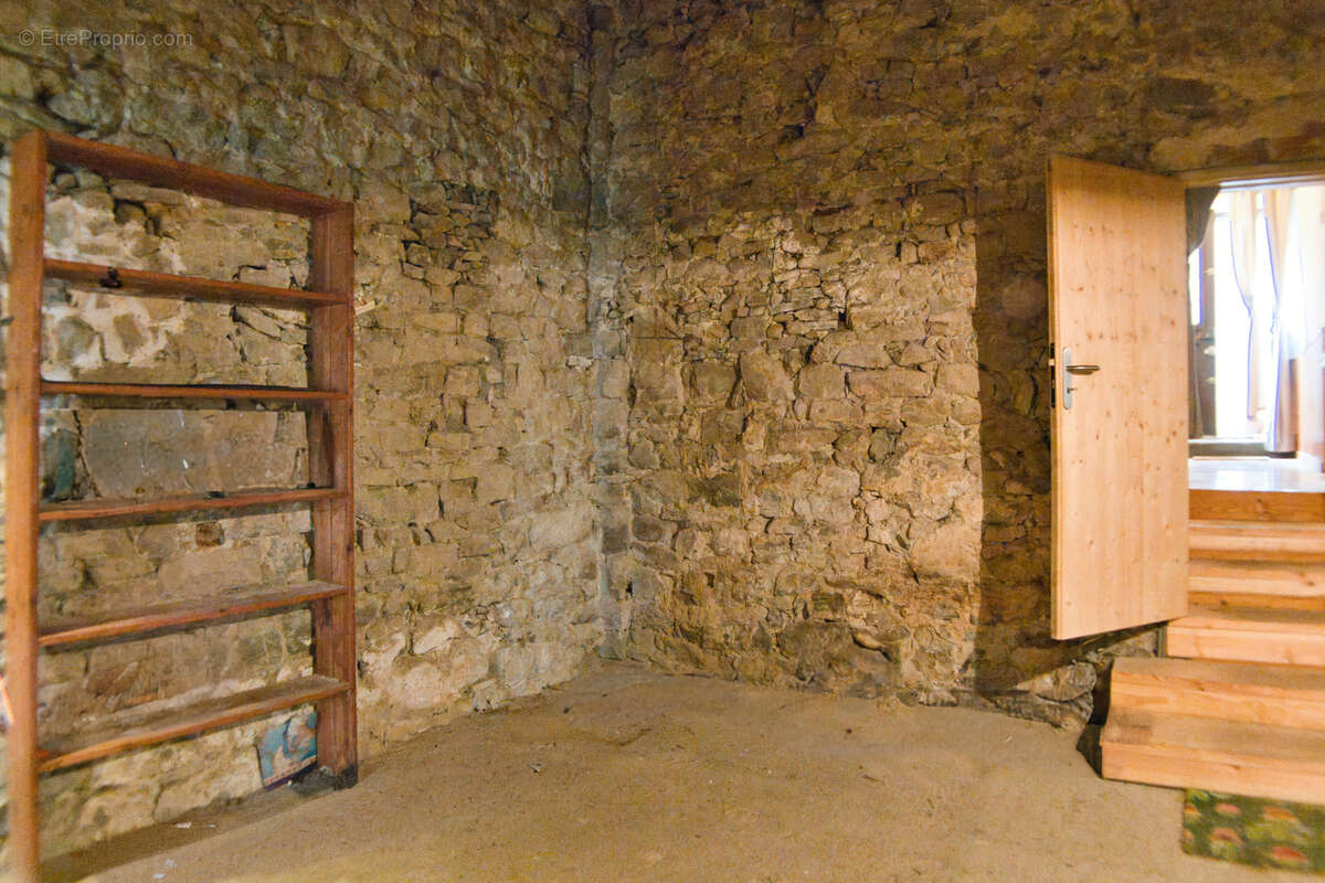 Maison à LABASTIDE-EN-VAL