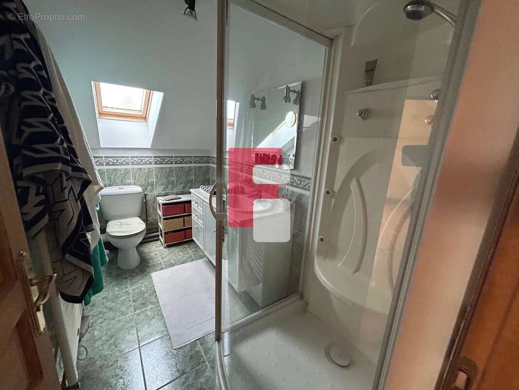 Maison à BREVIANDES