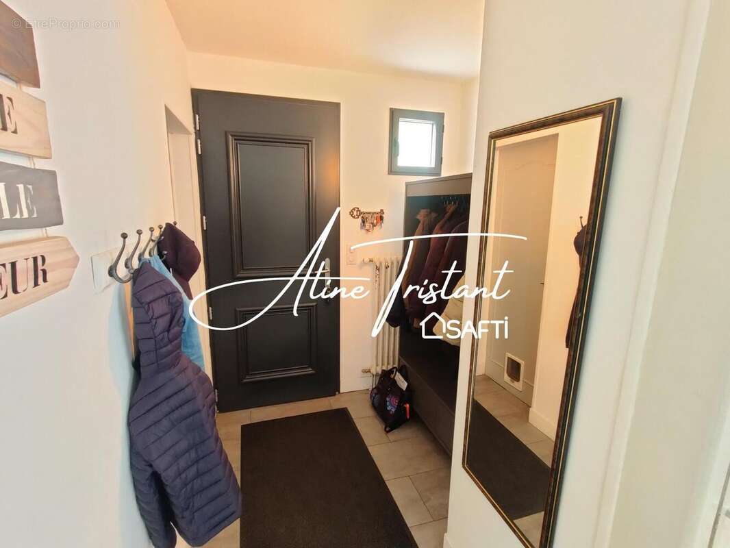 Photo 3 - Maison à FONTAINE-ETOUPEFOUR