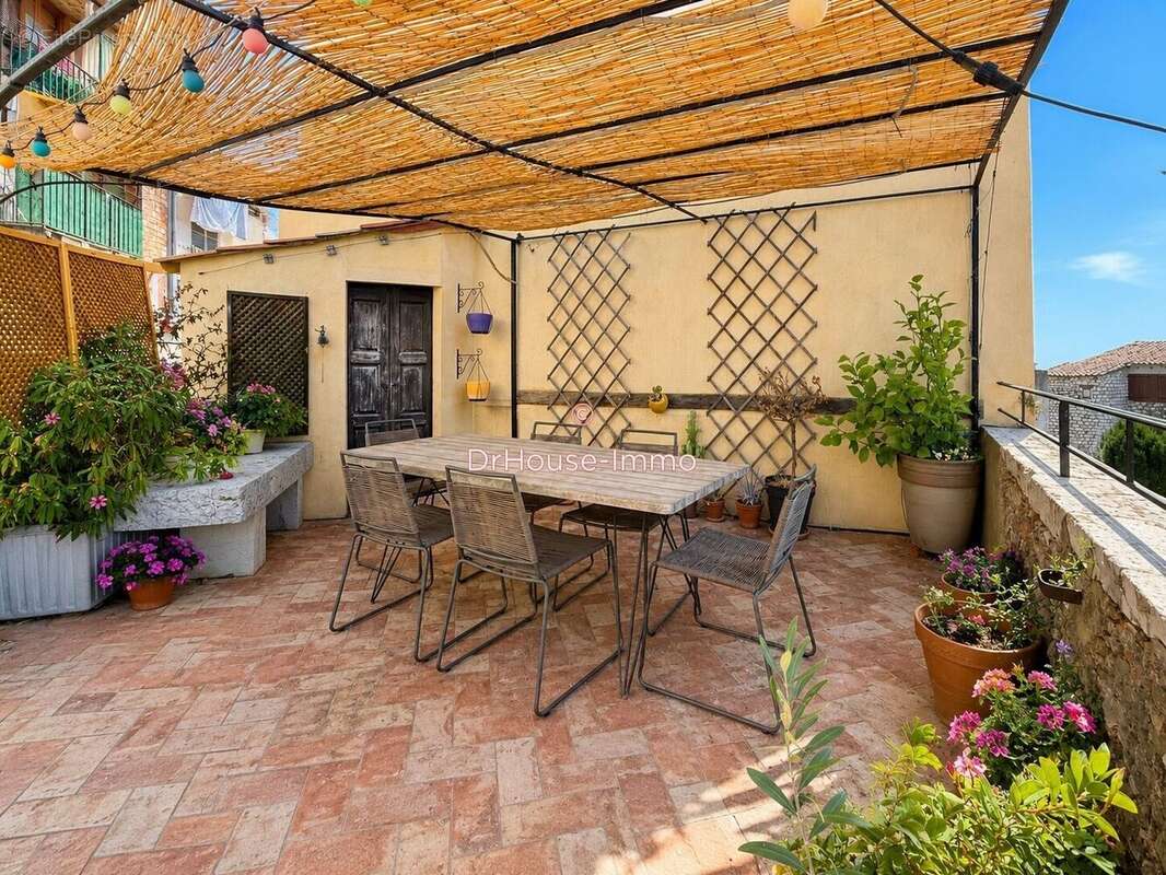 Maison 105 m² à Saint-Jeannet  - photo 6