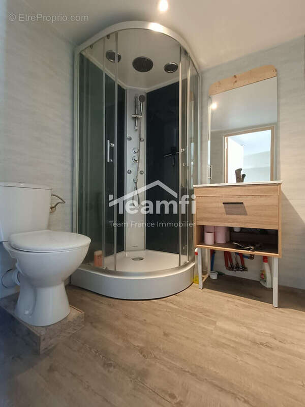 Appartement à THIERS