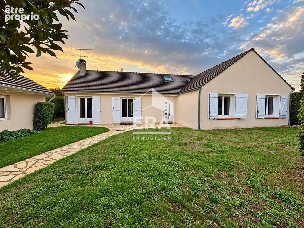 Maison à CHAMPCUEIL