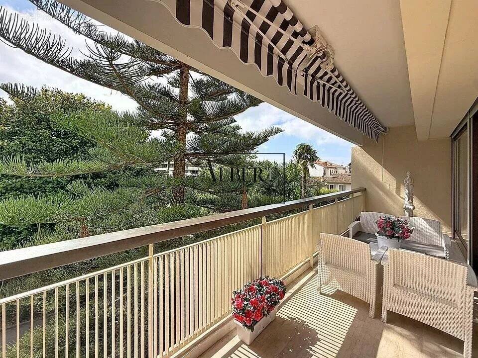 Appartement à CANNES