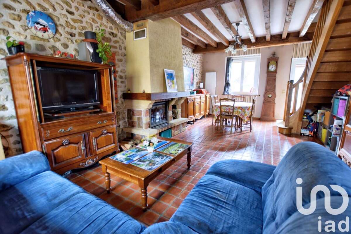 Photo 3 - Maison à MONDEVILLE