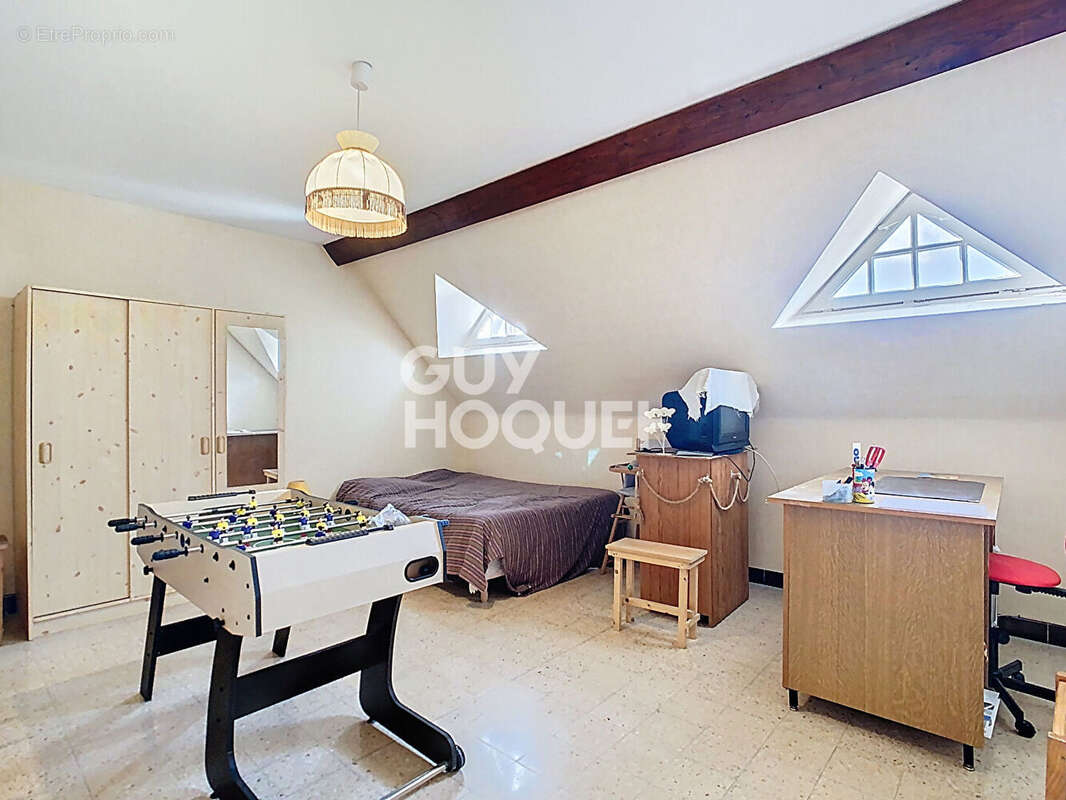 Maison à CREPY-EN-VALOIS