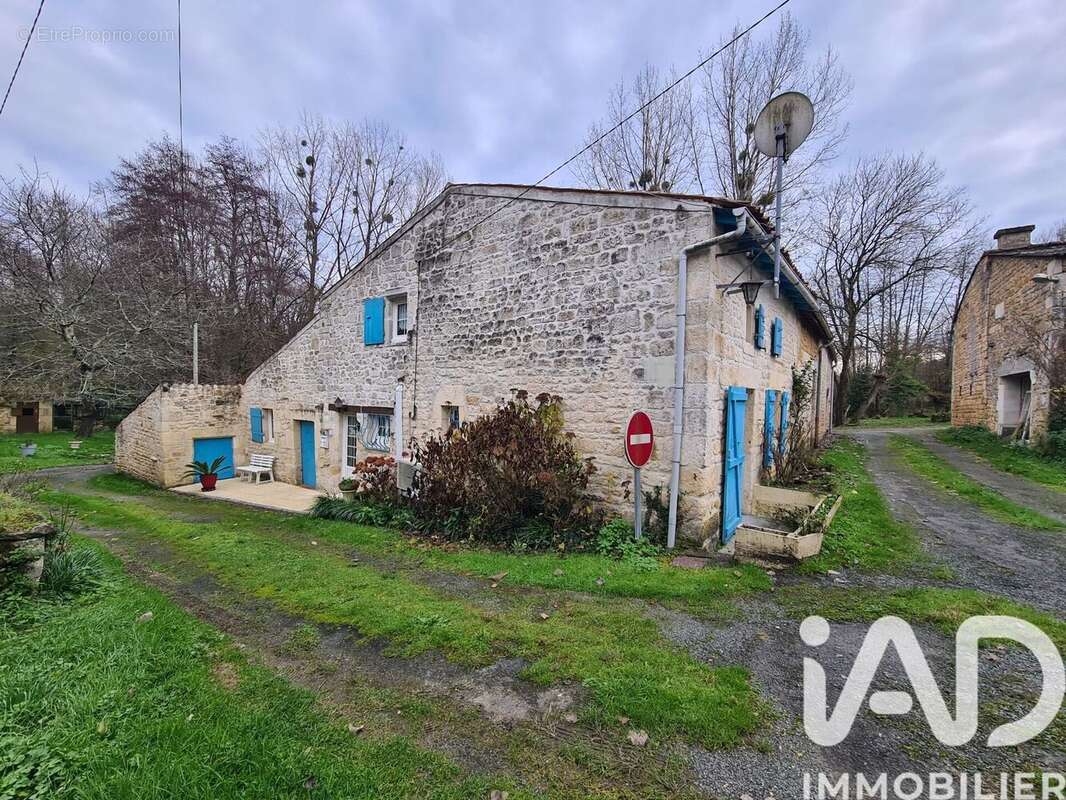 Maison 89 m² à Grandjean  - photo 2