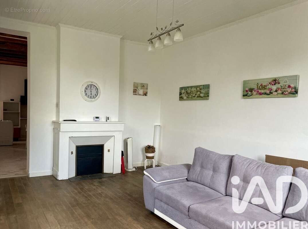 Photo 9 - Maison à THIVIERS