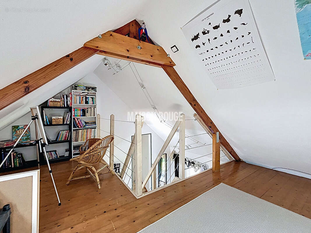 Maison à SAINT-MELOIR-DES-ONDES