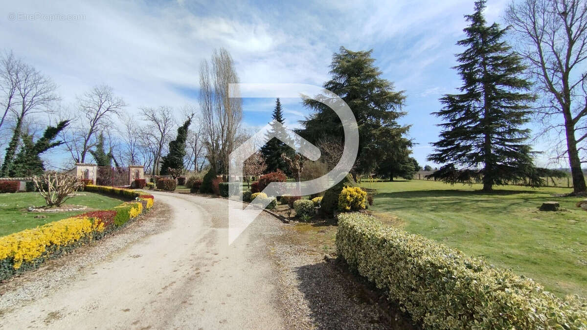 Maison à LAMONZIE-SAINT-MARTIN