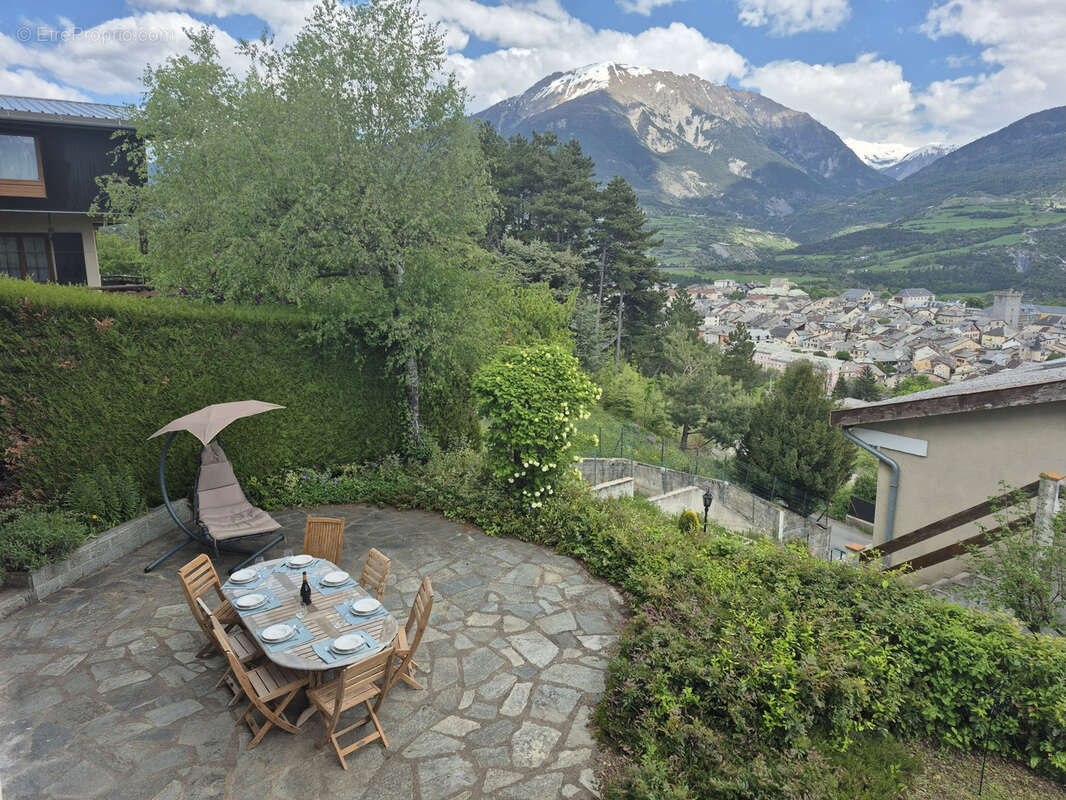 Maison à EMBRUN