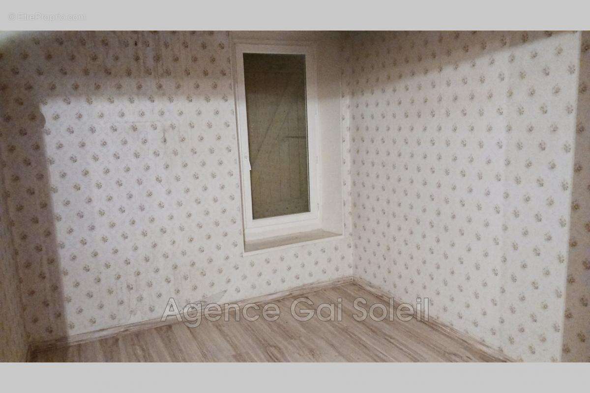 Maison à NISSAN-LEZ-ENSERUNE