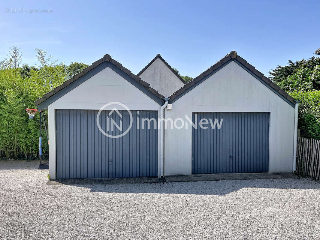 Une maison entièrement rénovée sur un terrain de quasiment 1000m2 - photo 21
