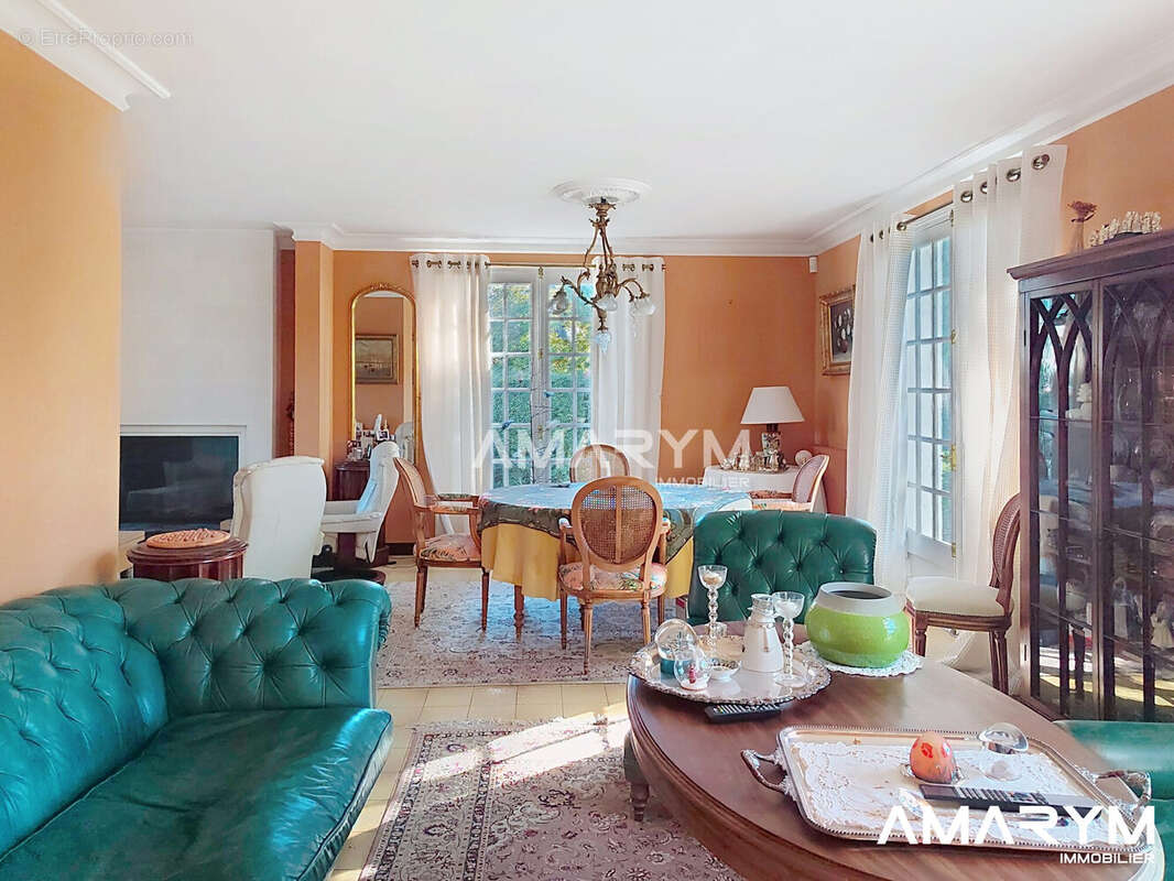 Maison 186 m² à Dargnies  - photo 4