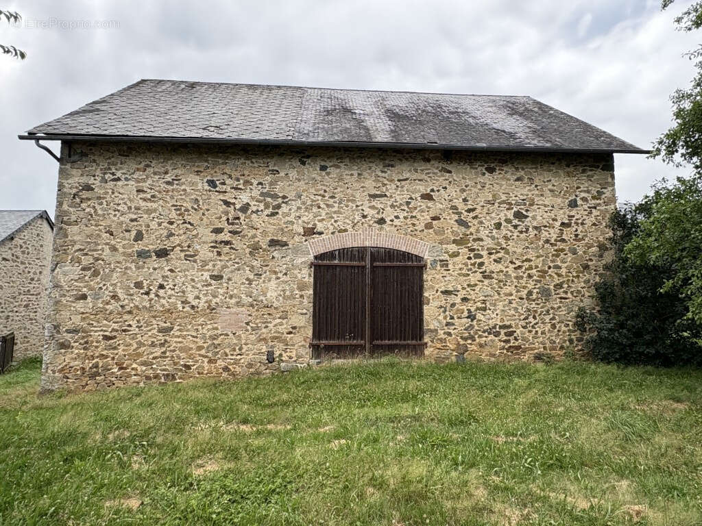 Maison à LA PORCHERIE