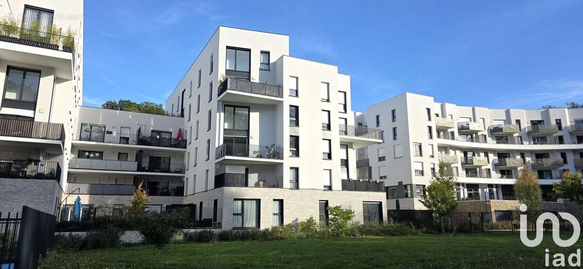 Photo 8 - Appartement à POISSY