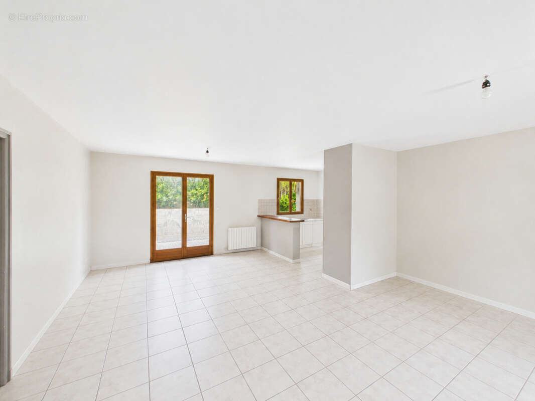 Maison de plain pied avec jardin 87 m2 47200 MARMANDE - photo 4