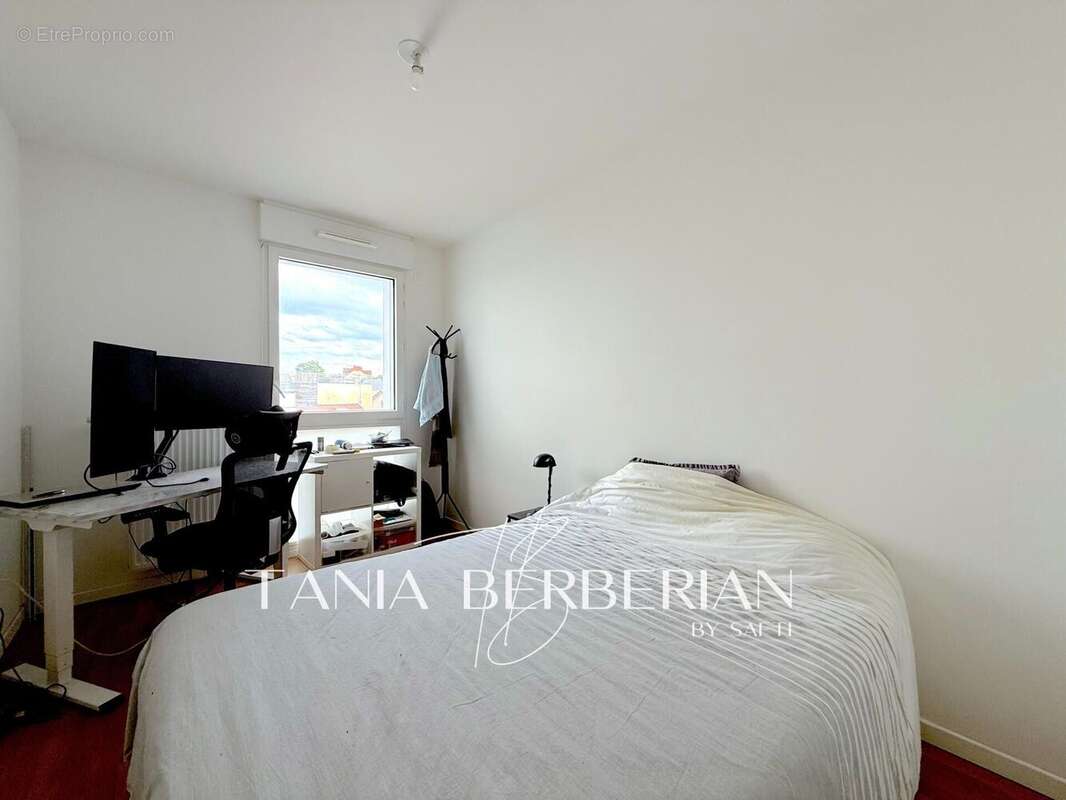 Photo 9 - Appartement à NANTERRE