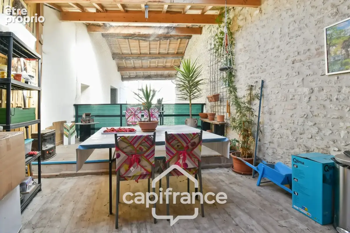 Maison rénovée à vendre 4 pièces SAINT JEAN D'ANGELY (17) avec atelier, cour et jardin potager de 421m² - photo 11