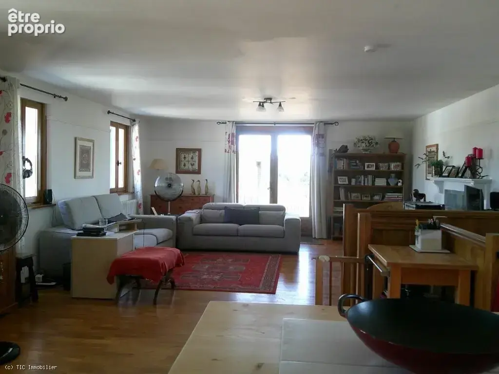 Superbe Maison Individuelle Avec Une Piscine Chauffée et Une Maison À Rénover - photo 12
