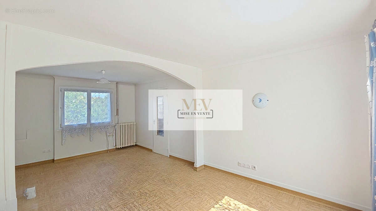 Maison à NEUILLY-SUR-MARNE