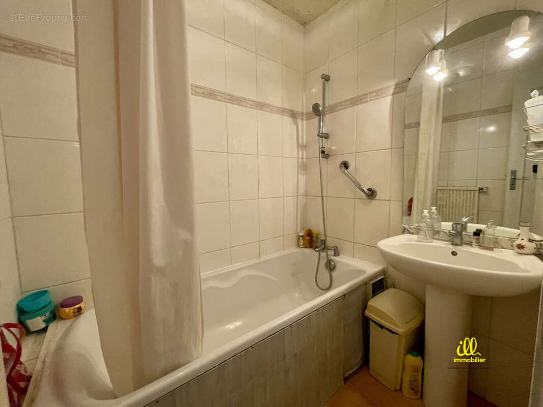 Maison à CHARLEVILLE-MEZIERES