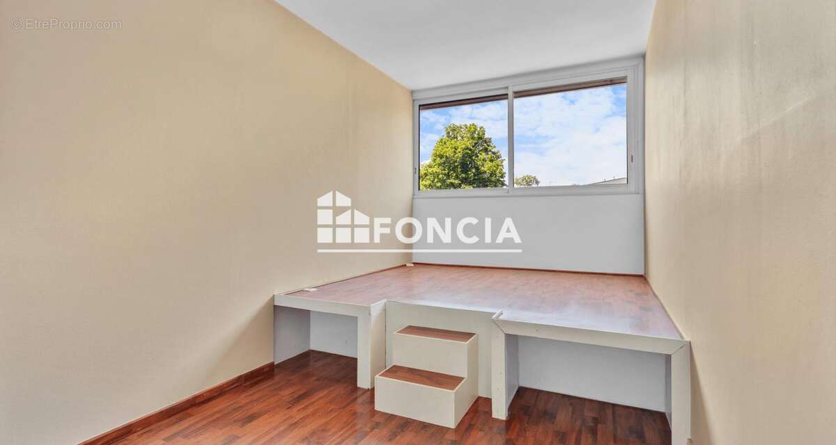 Appartement T5 de 67 m² avec balcon et vue dégagée, Box, Parking extérieur et Cave. Proximité toutes commodités - photo 10