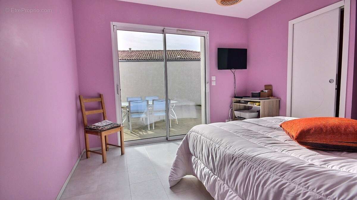 Maison de plain-pied de 2017, 3 chambres, proche commerces et plages - photo 5