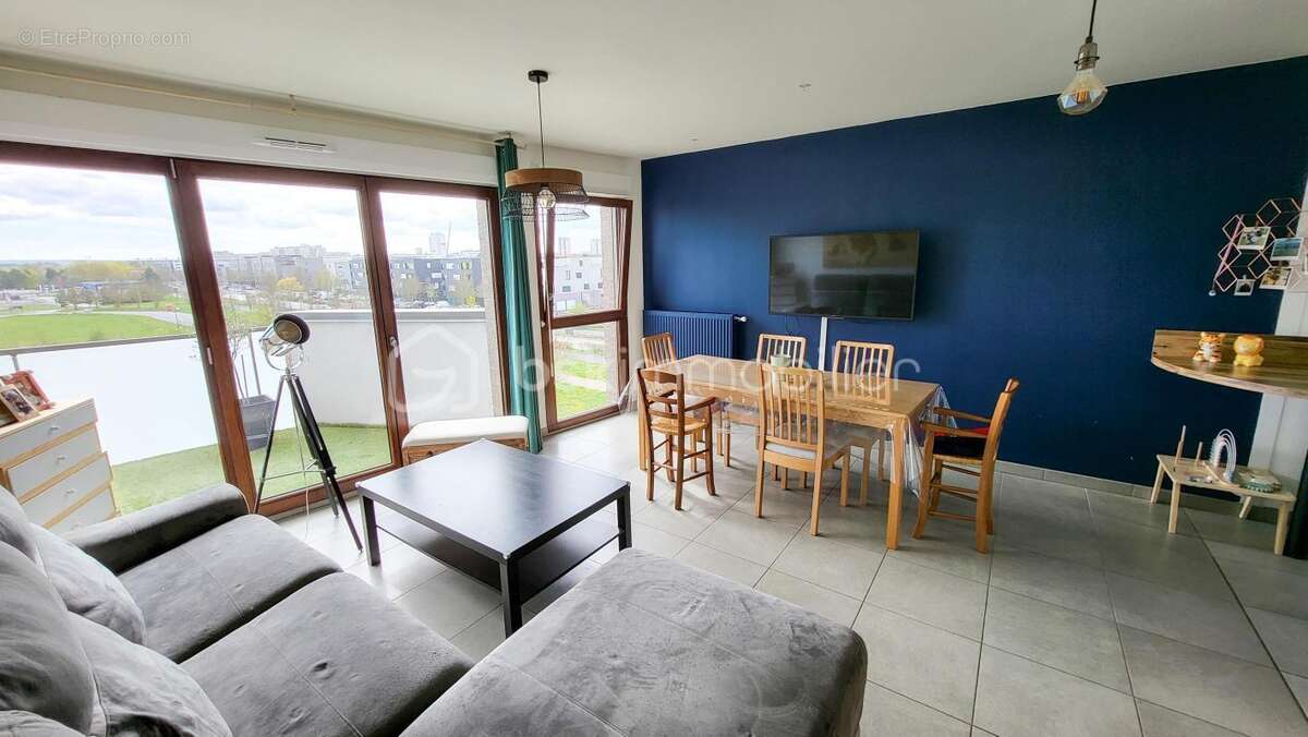 Appartement avec 2 terrasses quartier Cernay / Dauphinot - photo 3