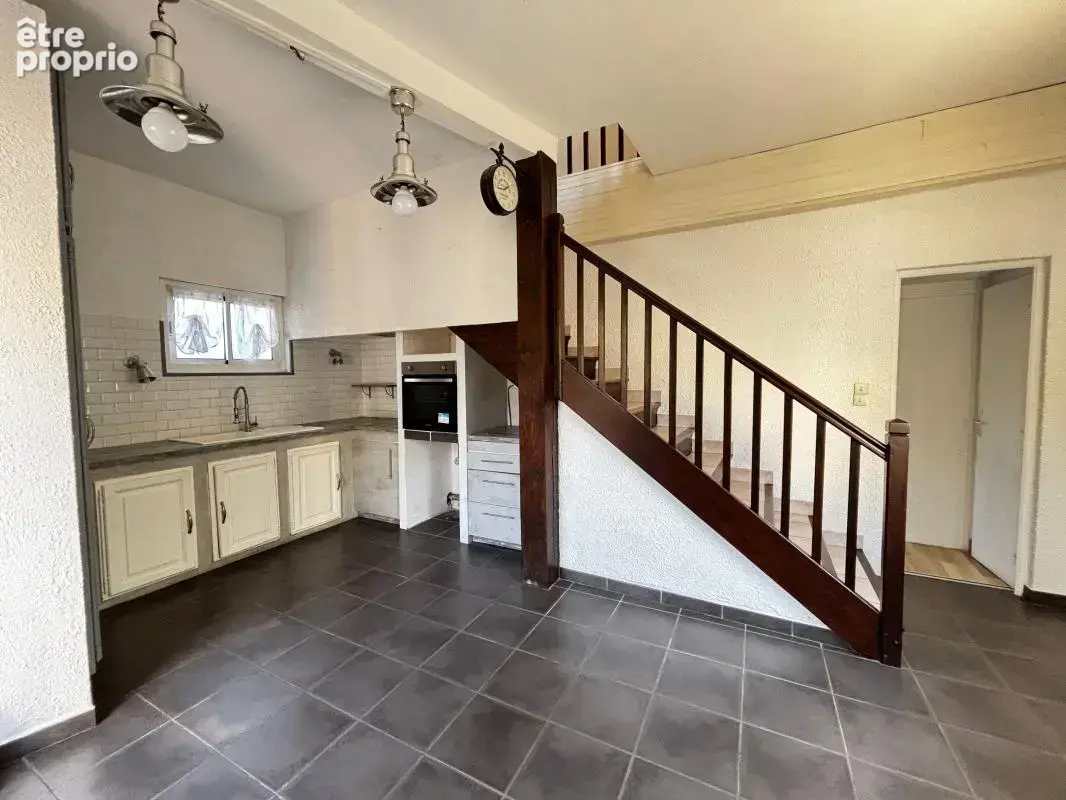 Duplex 3 chambres avec cour et garage - photo 3