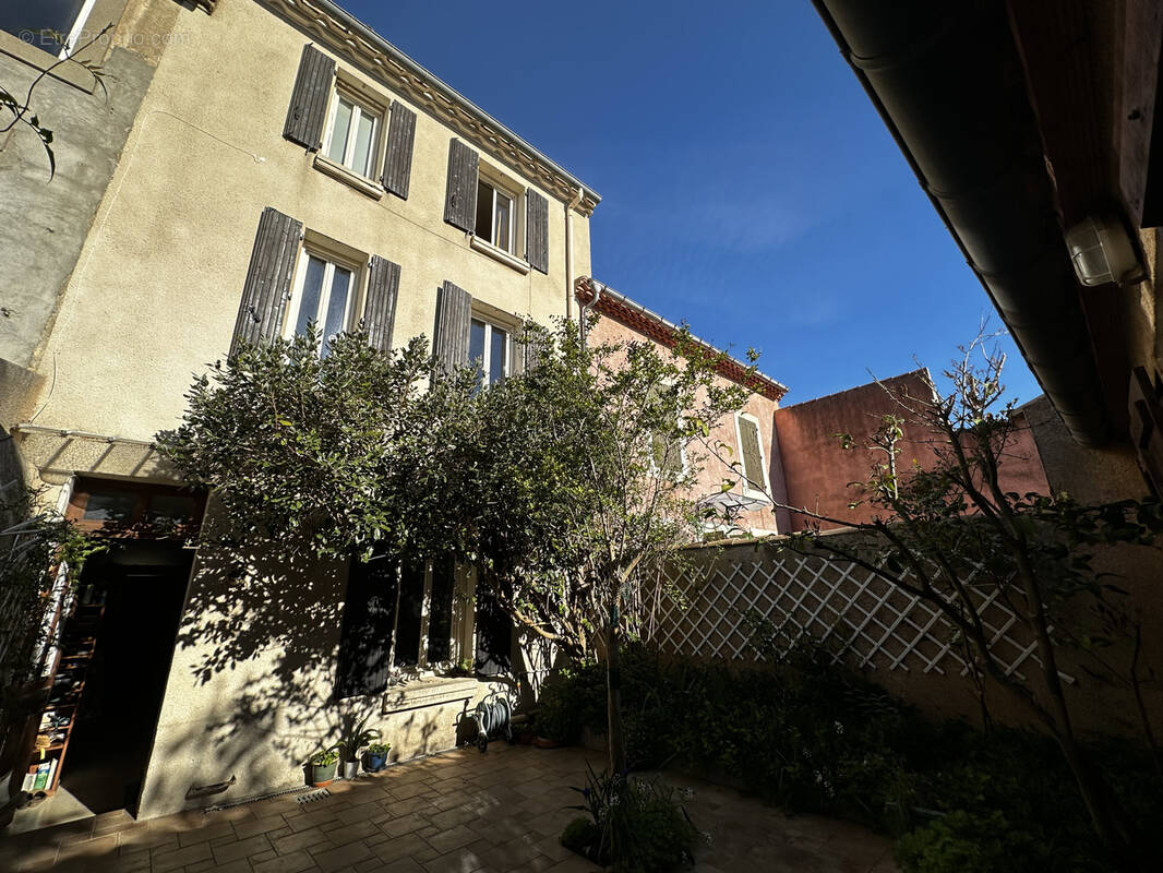 Appartement à CARCASSONNE