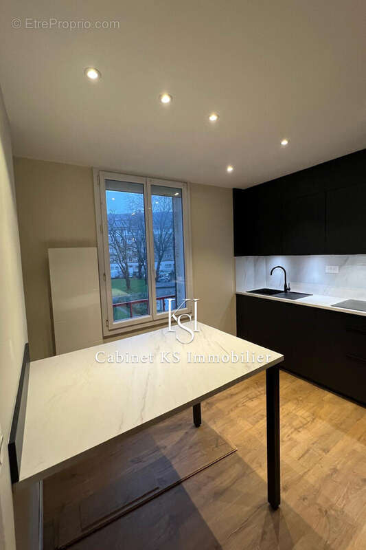 Appartement 69 m² à Lorient  - photo 7