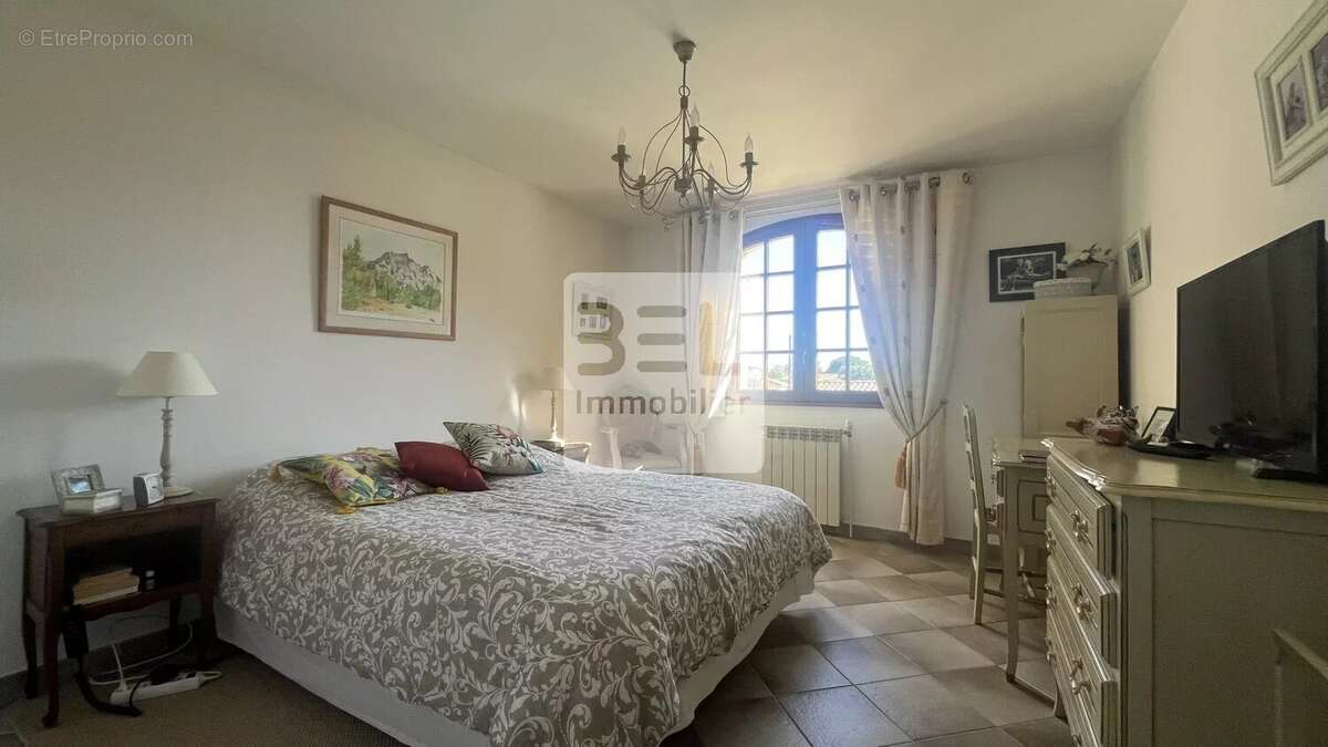 Maison à PONT-SAINT-ESPRIT