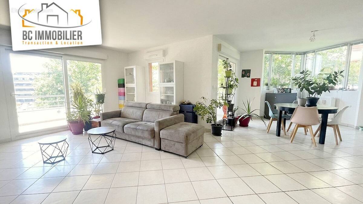 Appartement à FERNEY-VOLTAIRE