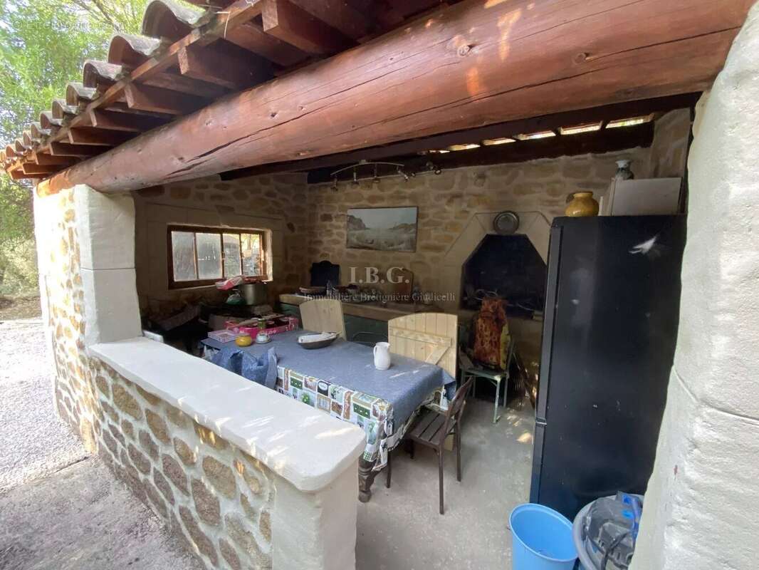 Maison à LA BOUILLADISSE