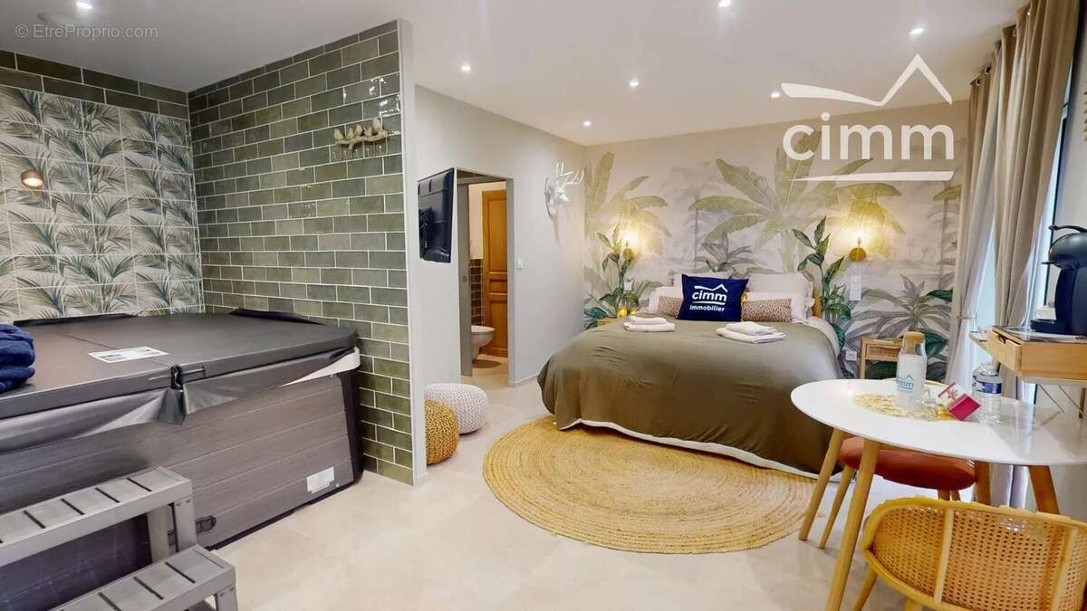 Maison à SAINT-CYR-EN-VAL