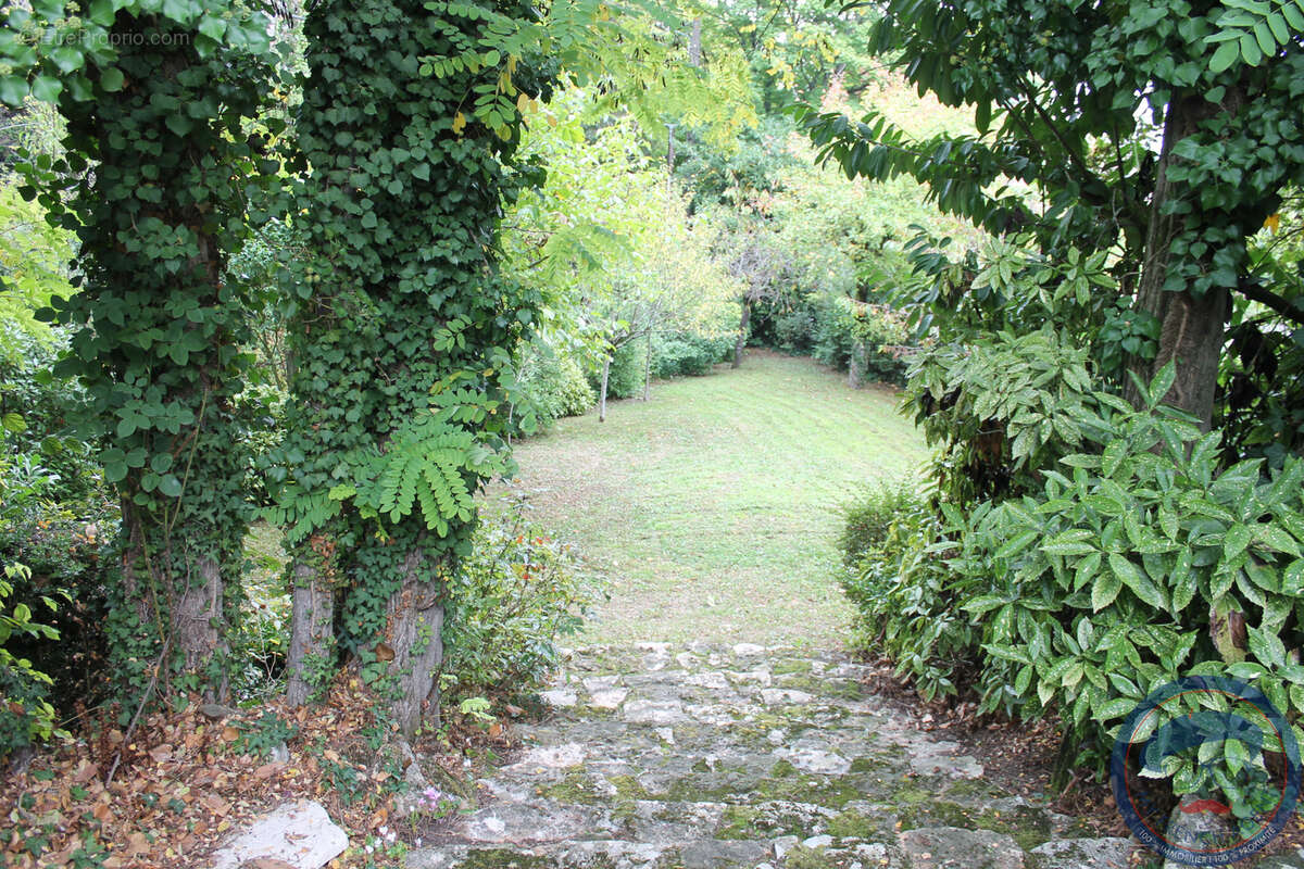 Fondettes - les roches - photo 13