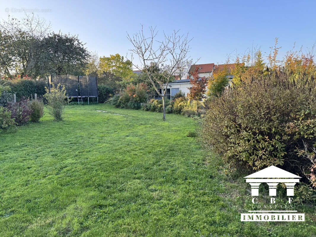 Maison à SAINT-BERAIN-SOUS-SANVIGNES